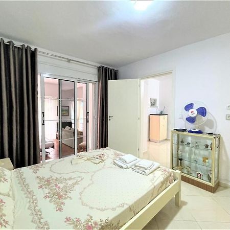 Brunari Apartment Влёра Экстерьер фото
