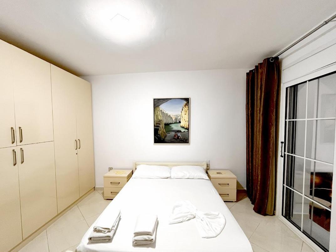 Brunari Apartment Влёра Экстерьер фото